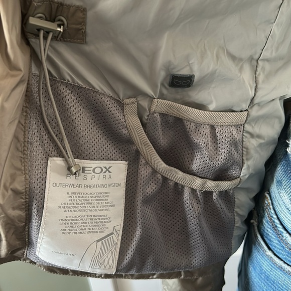 Geox Respira Lightweight Jacket - Picture 16 of 17
